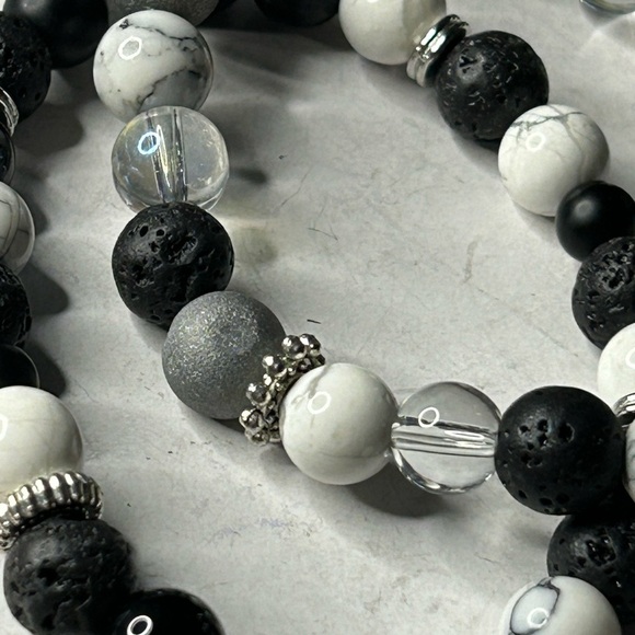 Black Lava, Howlite & Quartz Bracelet Set - Picture 3 of 4